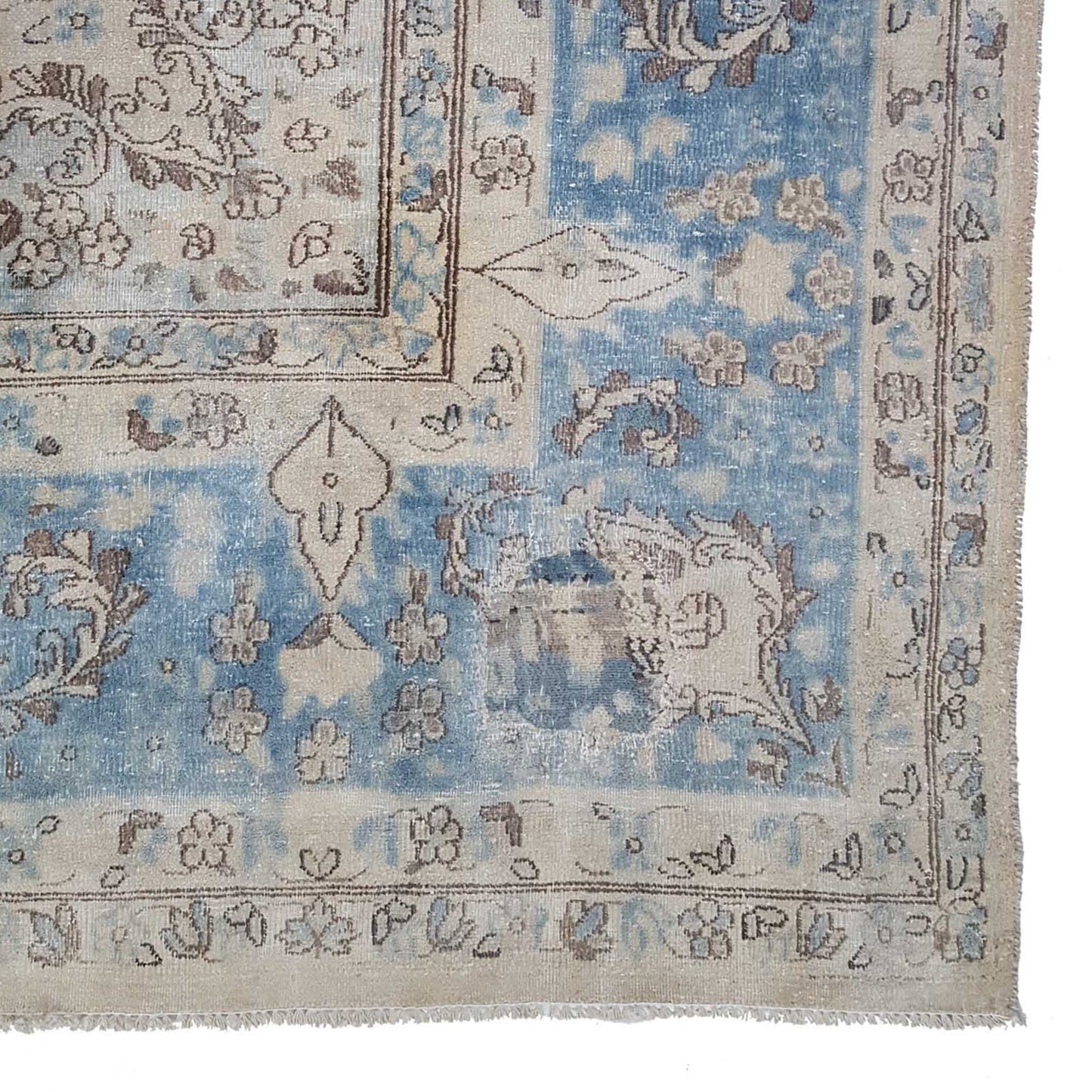 Vintage 10' x 13.6' Wool Rug