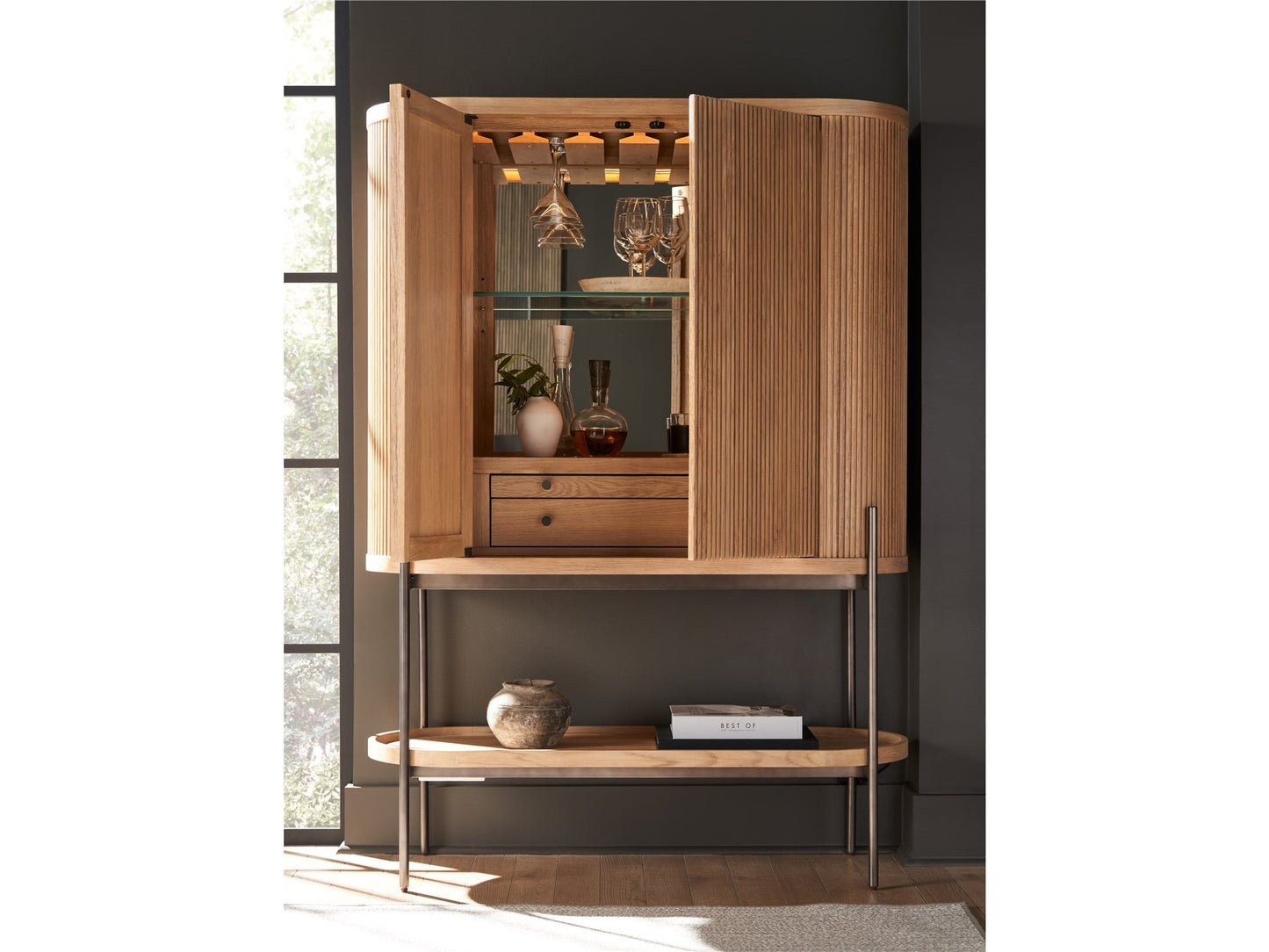 Modern Linnea Bar Cabinet