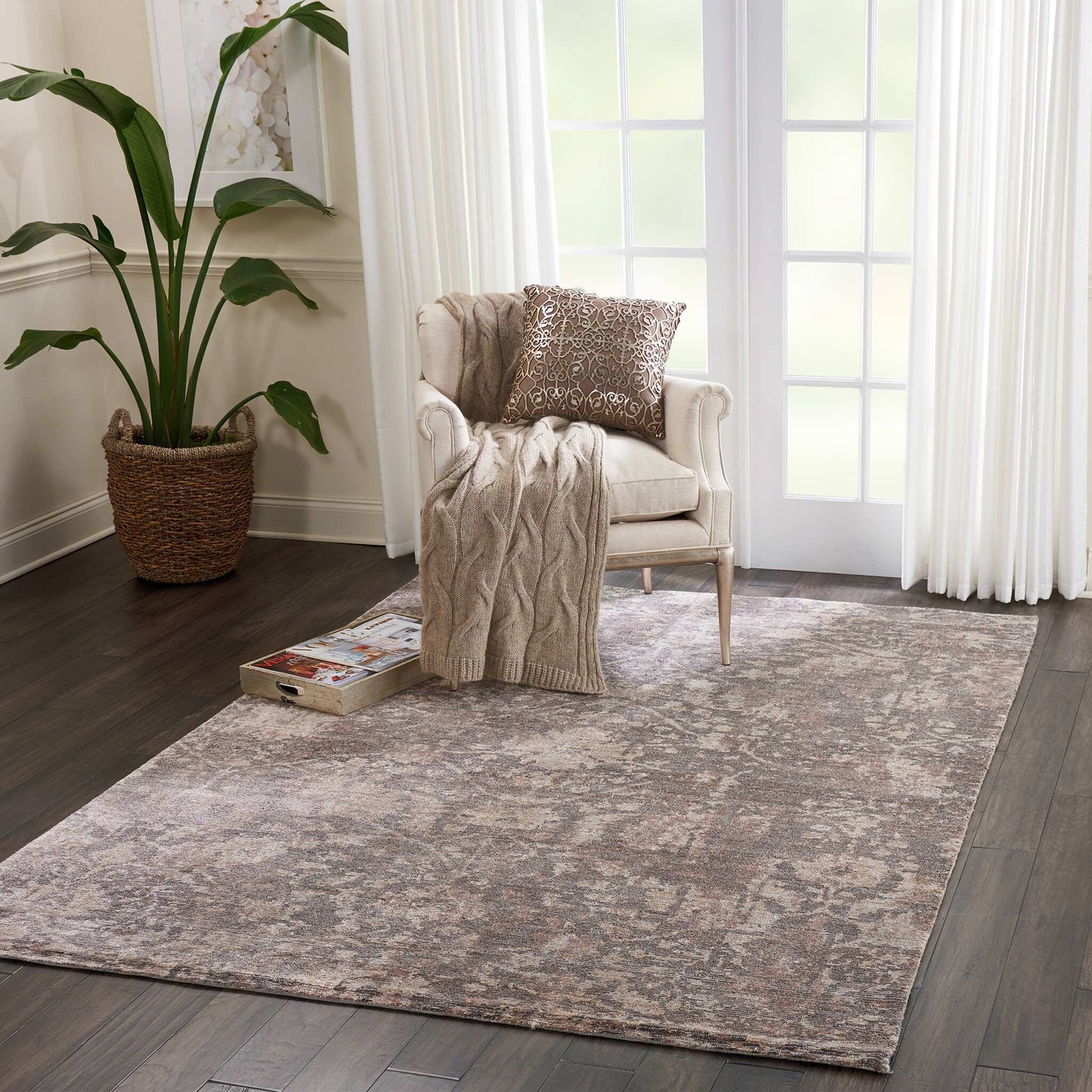 Lucent LCN02 Vintage Inspired Rug
