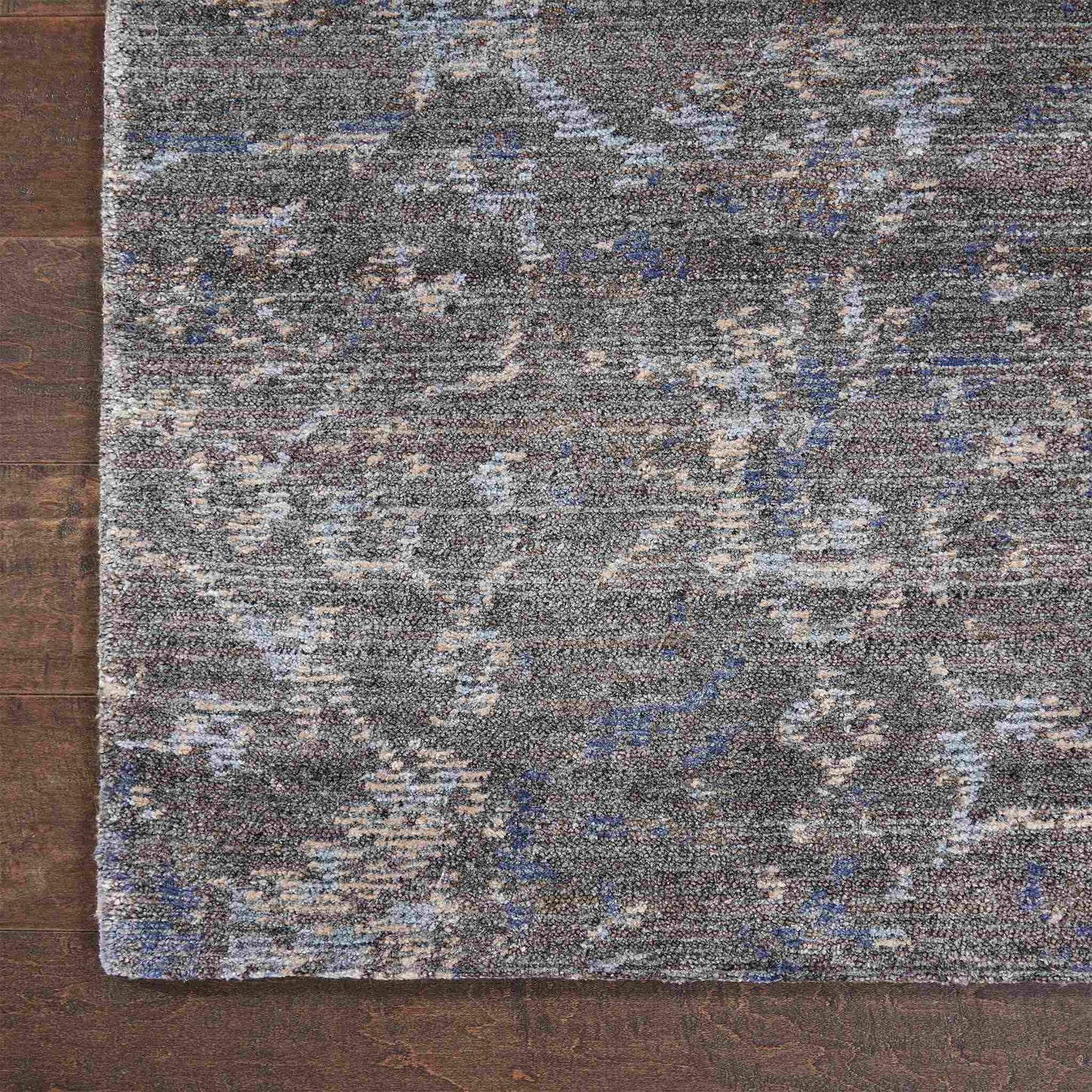 Lucent LCN04 Vintage Inspired Rug