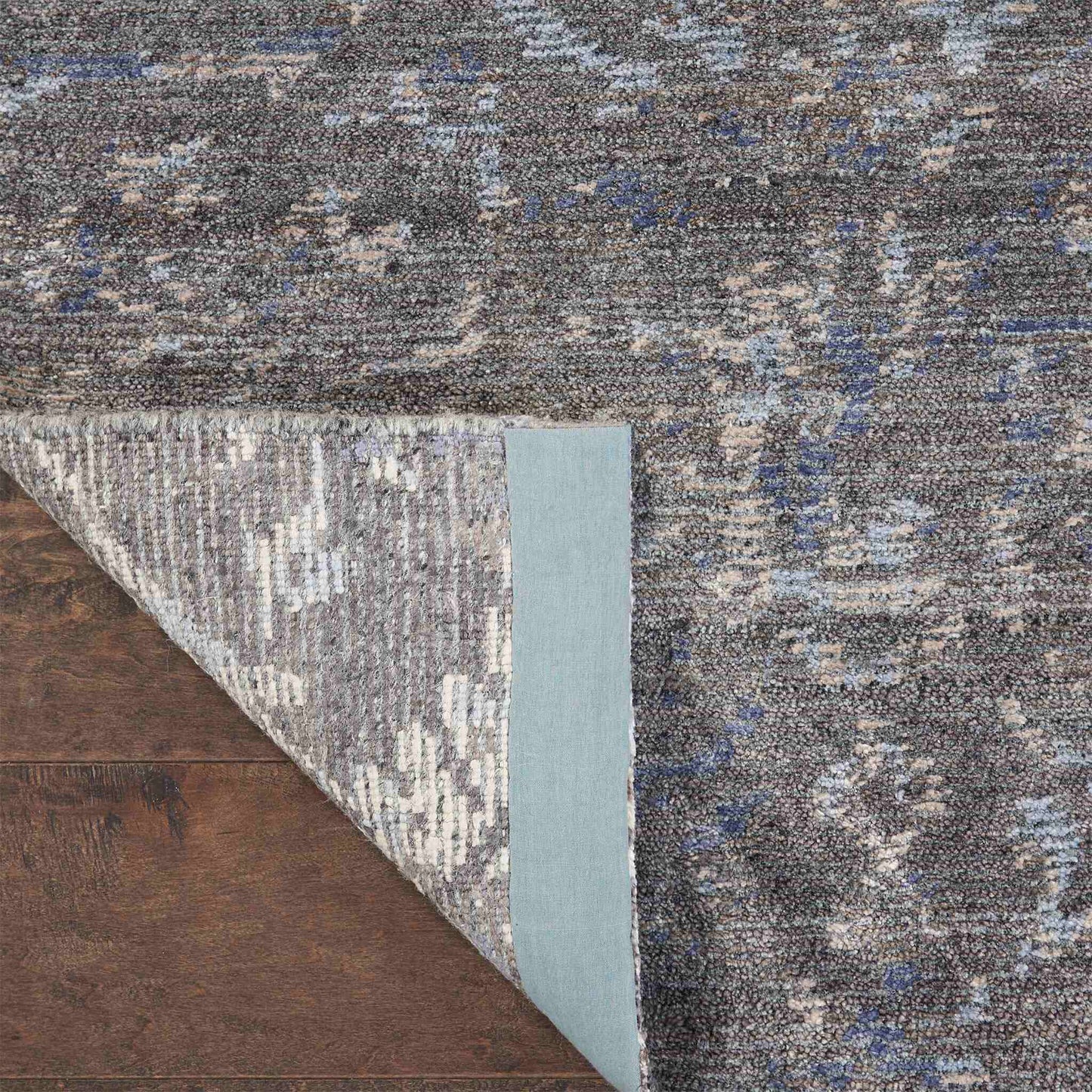 Lucent LCN04 Vintage Inspired Rug