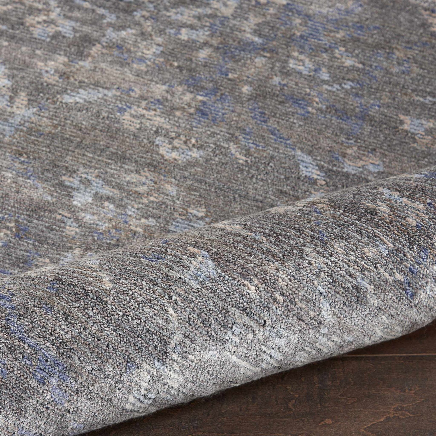 Lucent LCN04 Vintage Inspired Rug