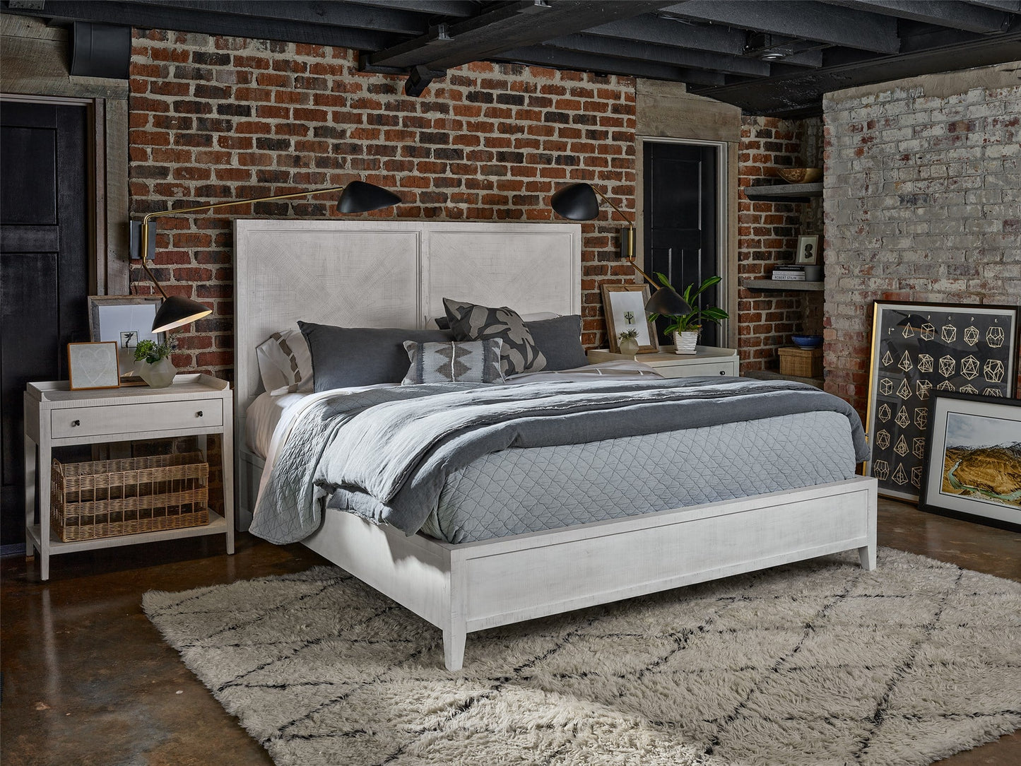 Modern Farmhouse Ames King Bed