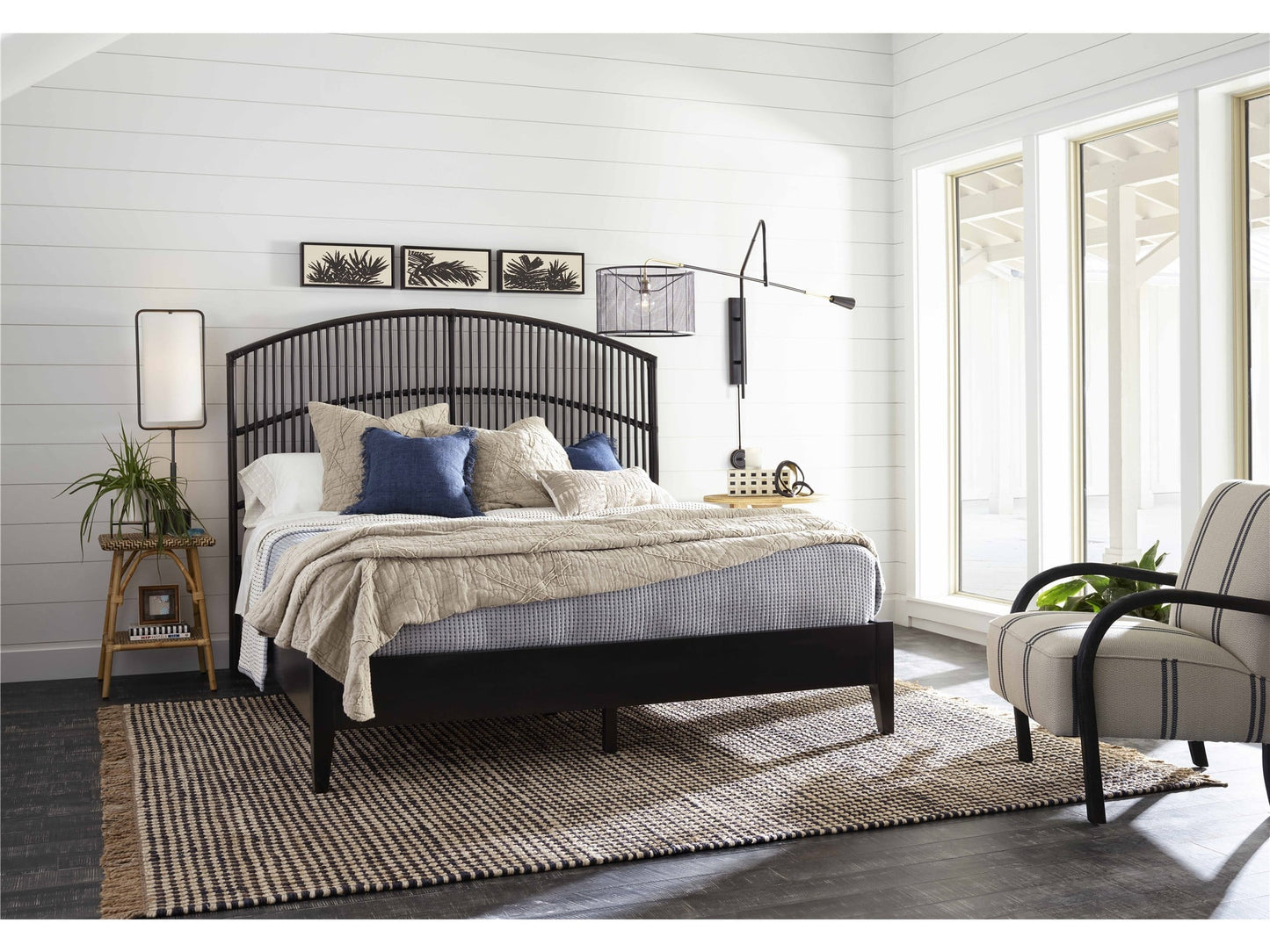 Getaway Coastal Living Home Collection Blackadore Caye Queen Bed