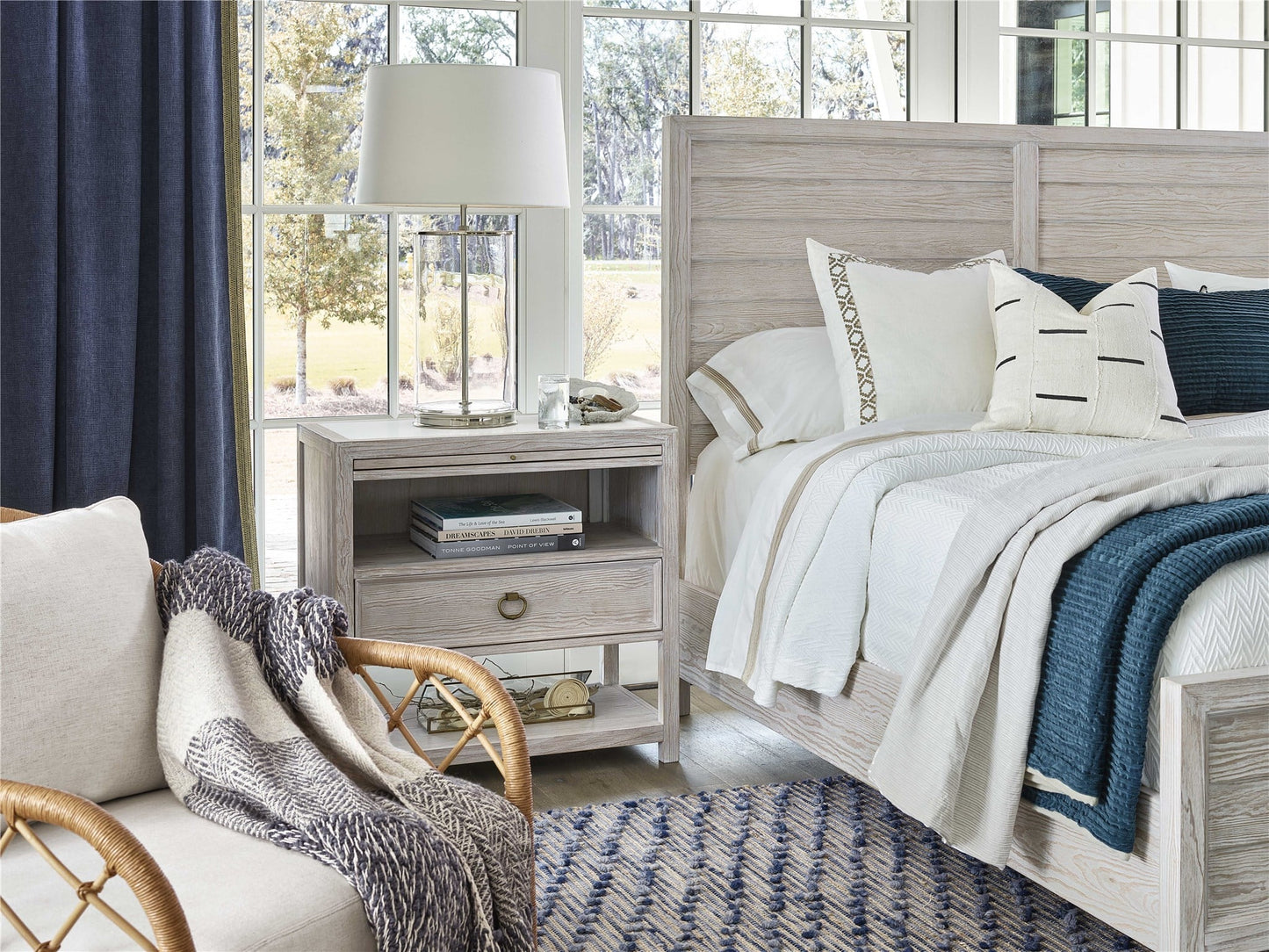 Getaway Coastal Living Home Collection Getaway Panel King Bed
