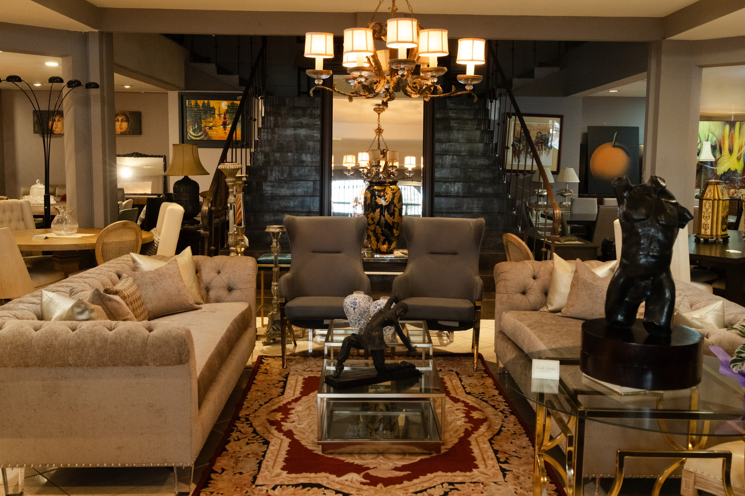 Interior del showroom Sarah Gordon, Costa Rica