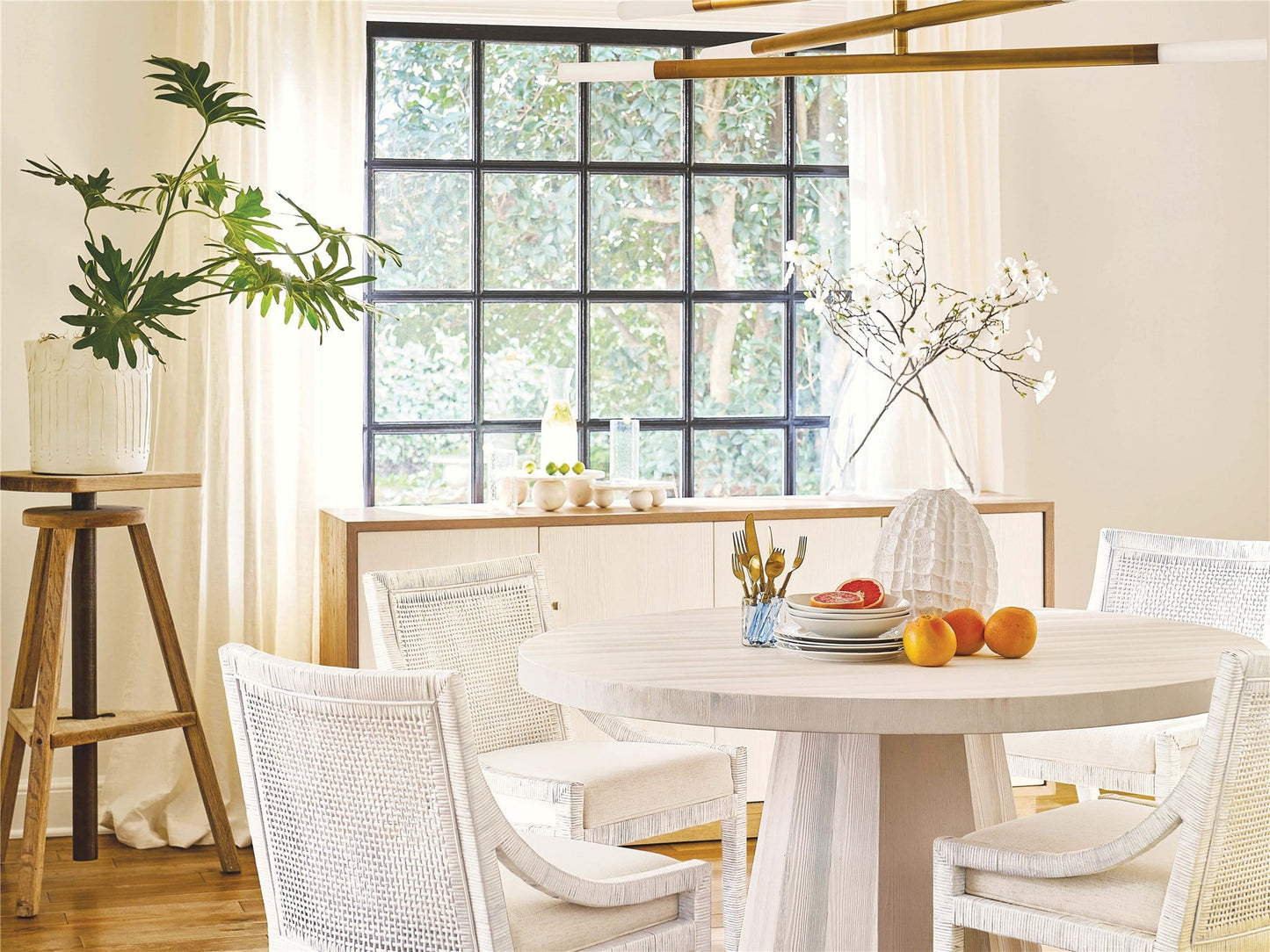 Weekender Coastal Living Home Collection Mackinaw Round Dining Table